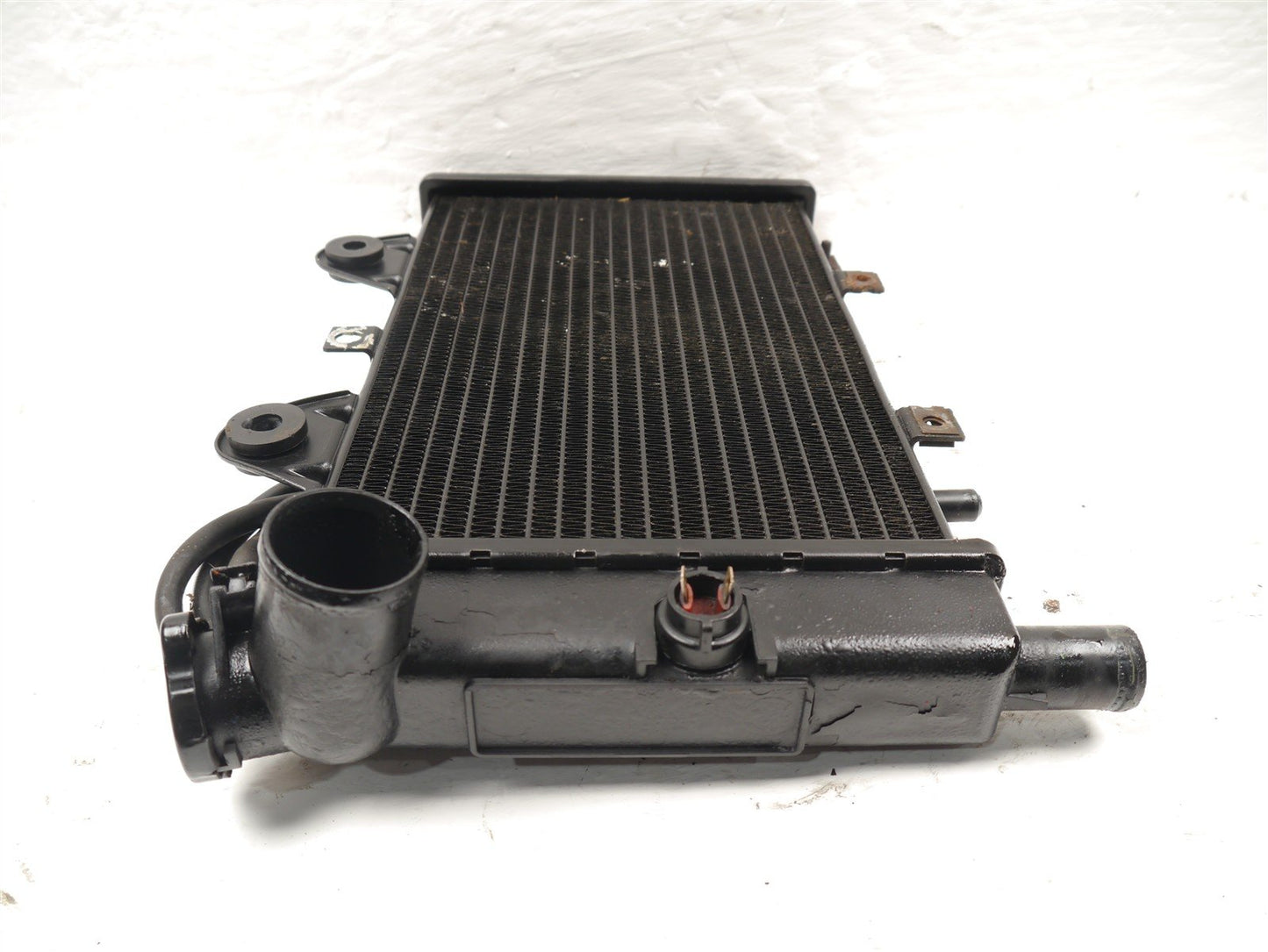 TRIUMPH TRIDENT SPRINT 900 1992-1998 RADIATOR 14K