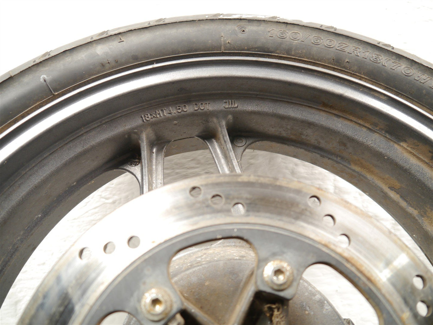 TRIUMPH TRIDENT SPRINT 900 1992-1998 REAR WHEEL & BRAKE DISC 14K
