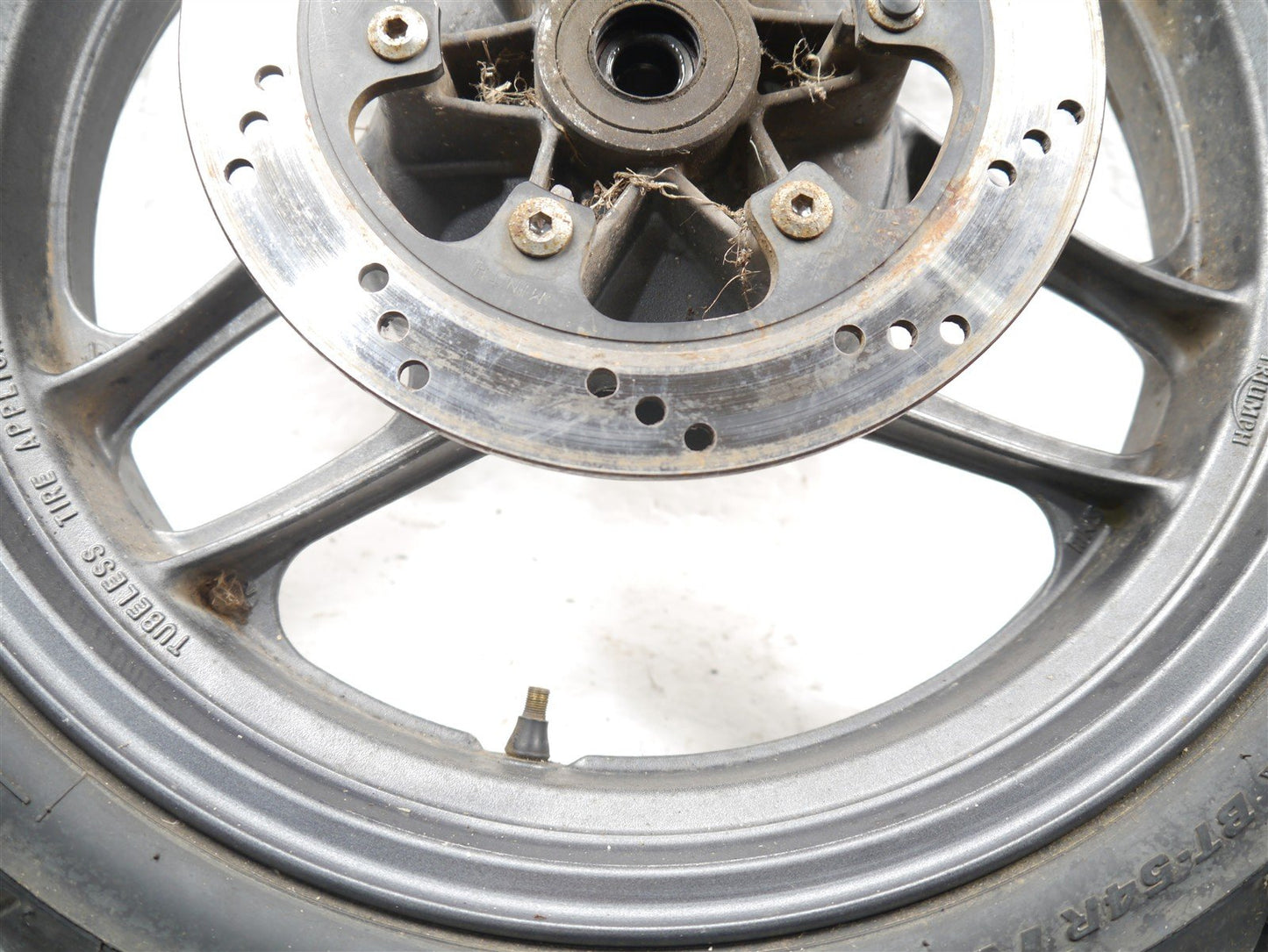 TRIUMPH TRIDENT SPRINT 900 1992-1998 REAR WHEEL & BRAKE DISC 14K