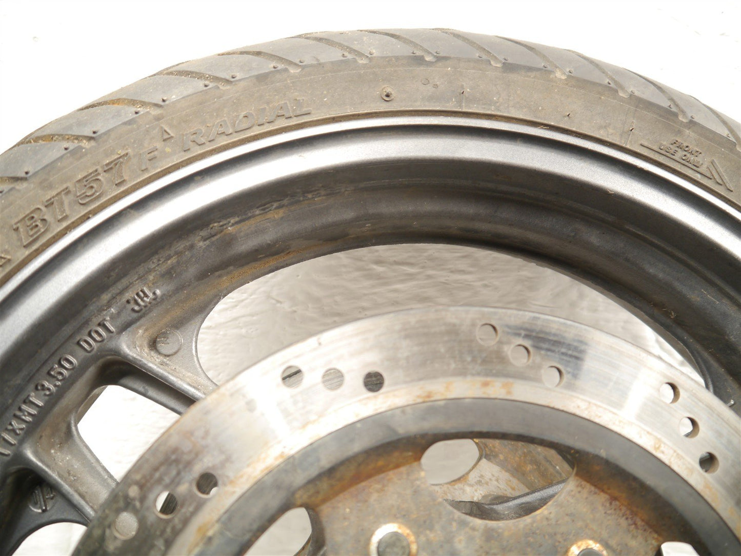TRIUMPH TRIDENT SPRINT 900 1992-1998 FRONT WHEEL & BRAKE DISCS 14K