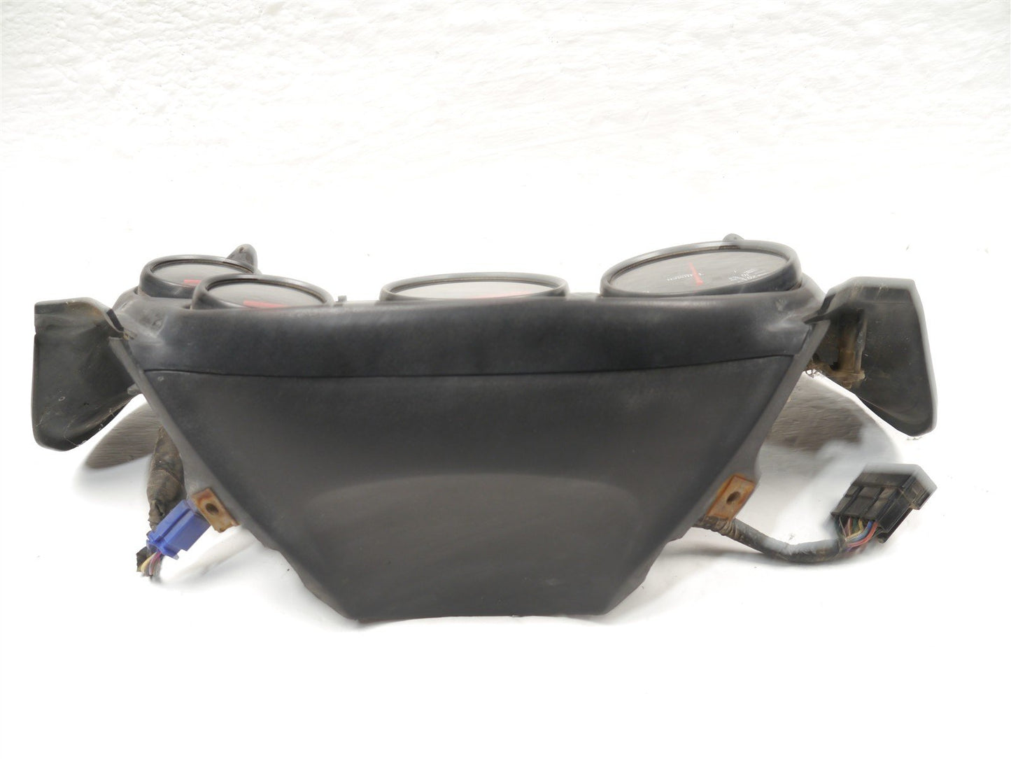TRIUMPH SPRINT ST 955I 1999-2004 CLOCKS SPEEDOMETER 36K