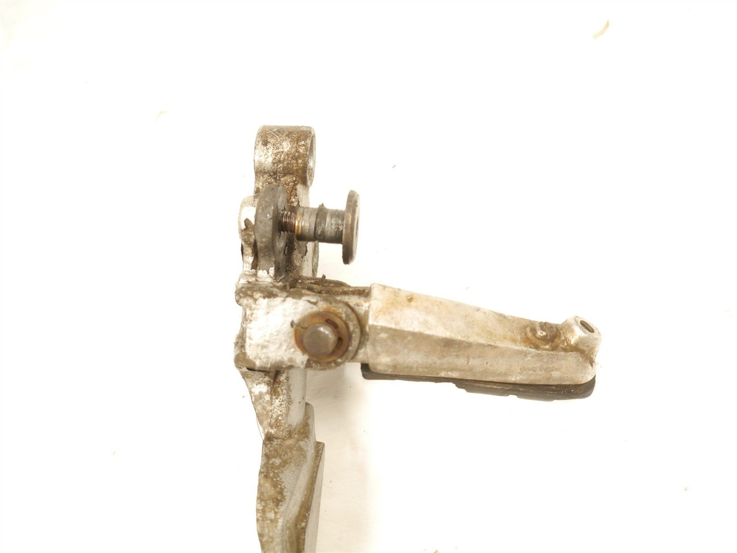 TRIUMPH SPRINT ST 955I 1999-2004 FRONT LEFT FOOTREST HANGER