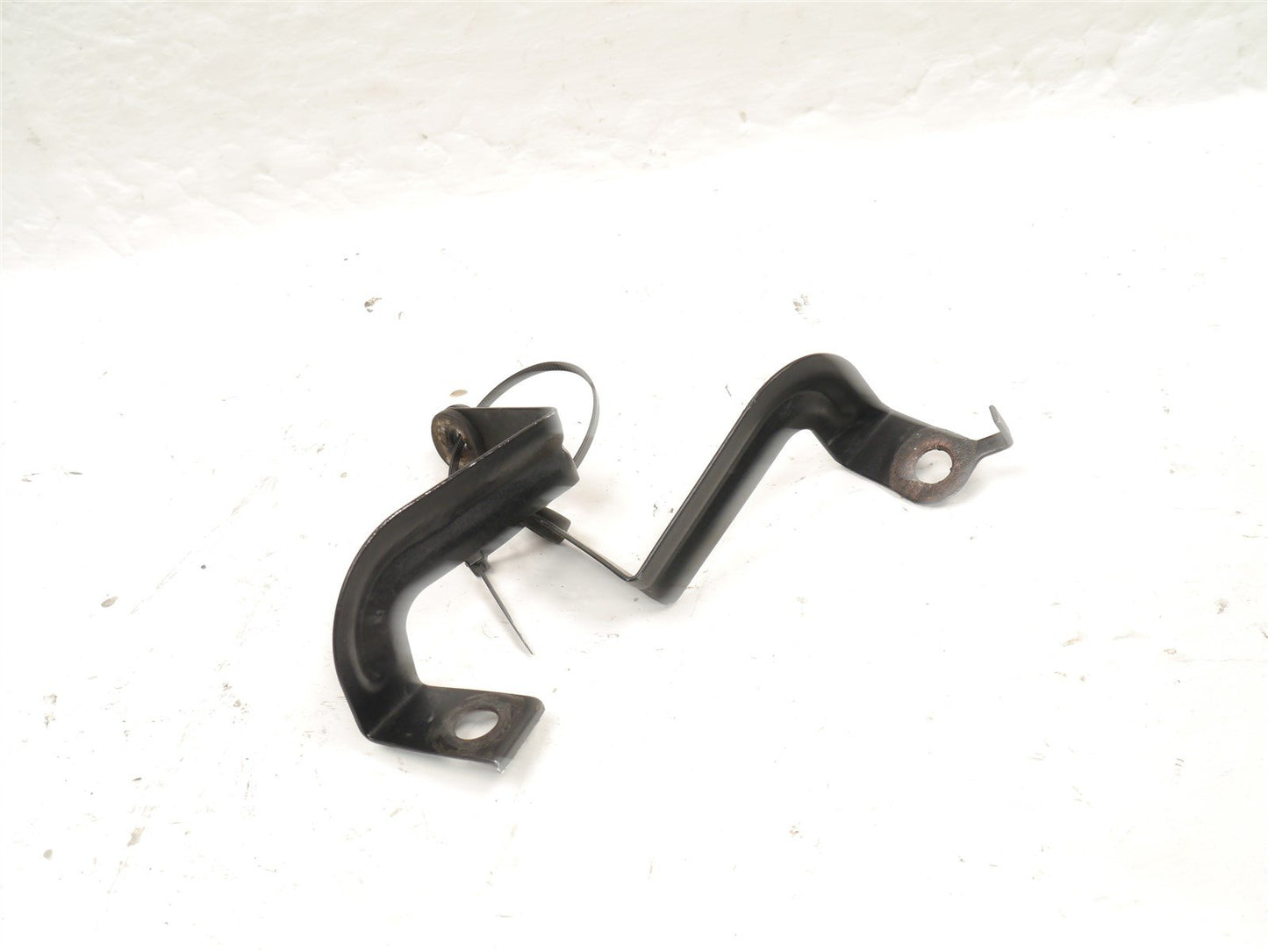 TRIUMPH SPRINT ST 955I 1999-2004 TOP RADIATOR BRACKETS