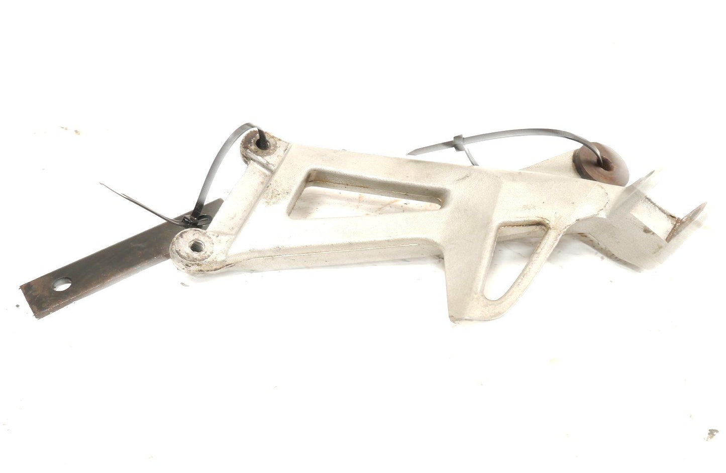 TRIUMPH SPRINT ST 955I 1999-2004 RIGHT REAR FOOTREST HANGER