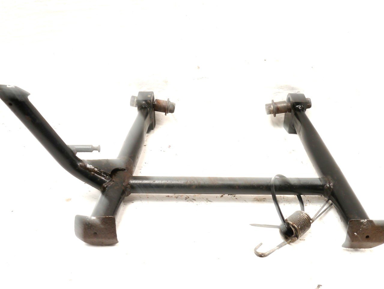 TRIUMPH SPRINT ST 955I 1999-2004 MAIN CENTRE STAND