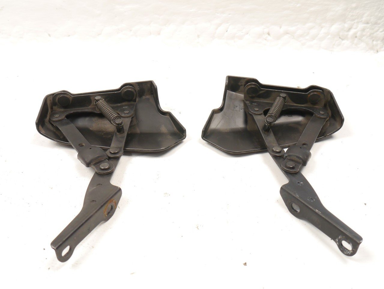 PIAGGIO MP3 400 2006-2012 BOOT HINGES