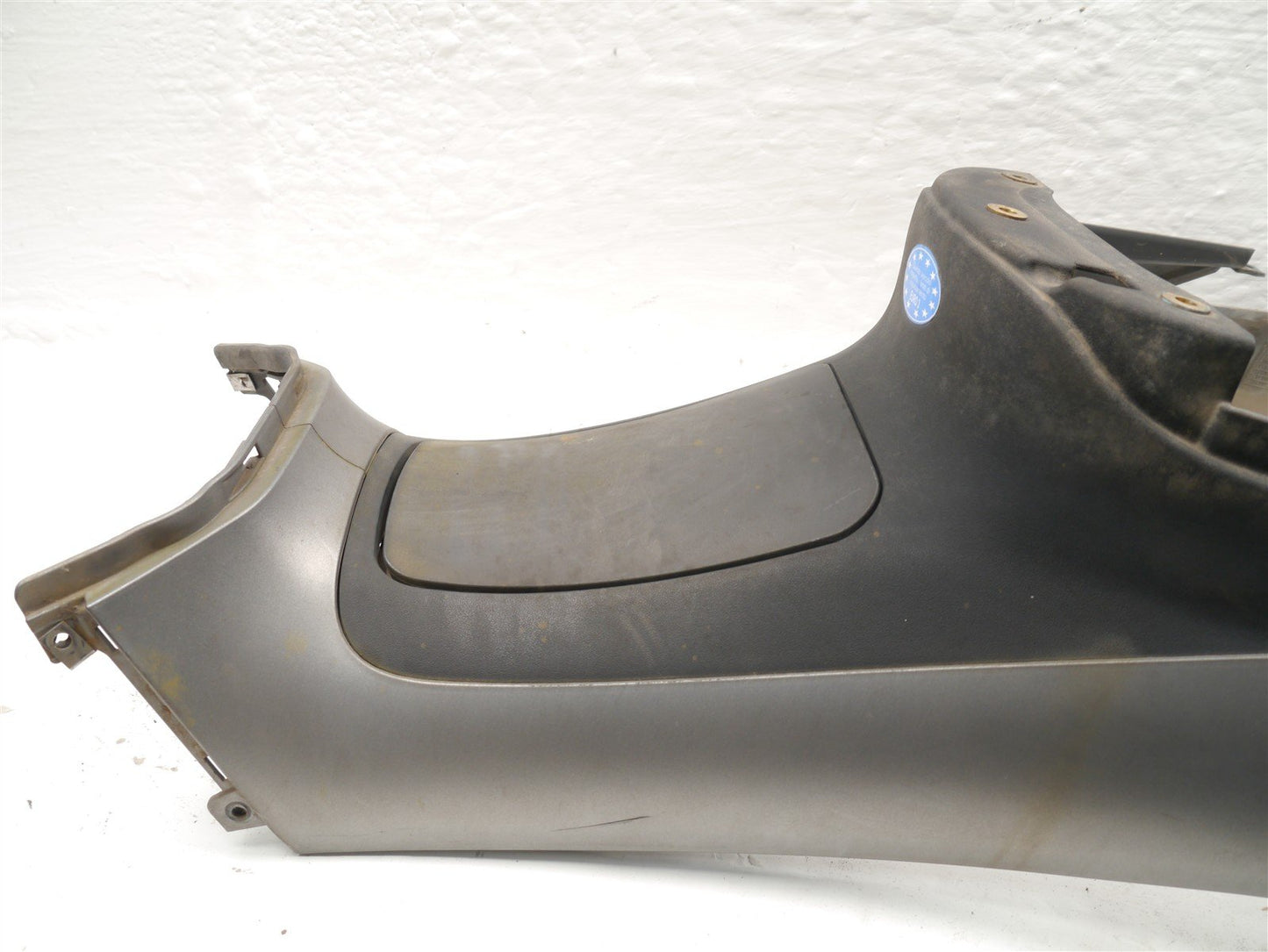 PIAGGIO MP3 400 2006-2012 CENTRE FAIRING FUEL FLAP