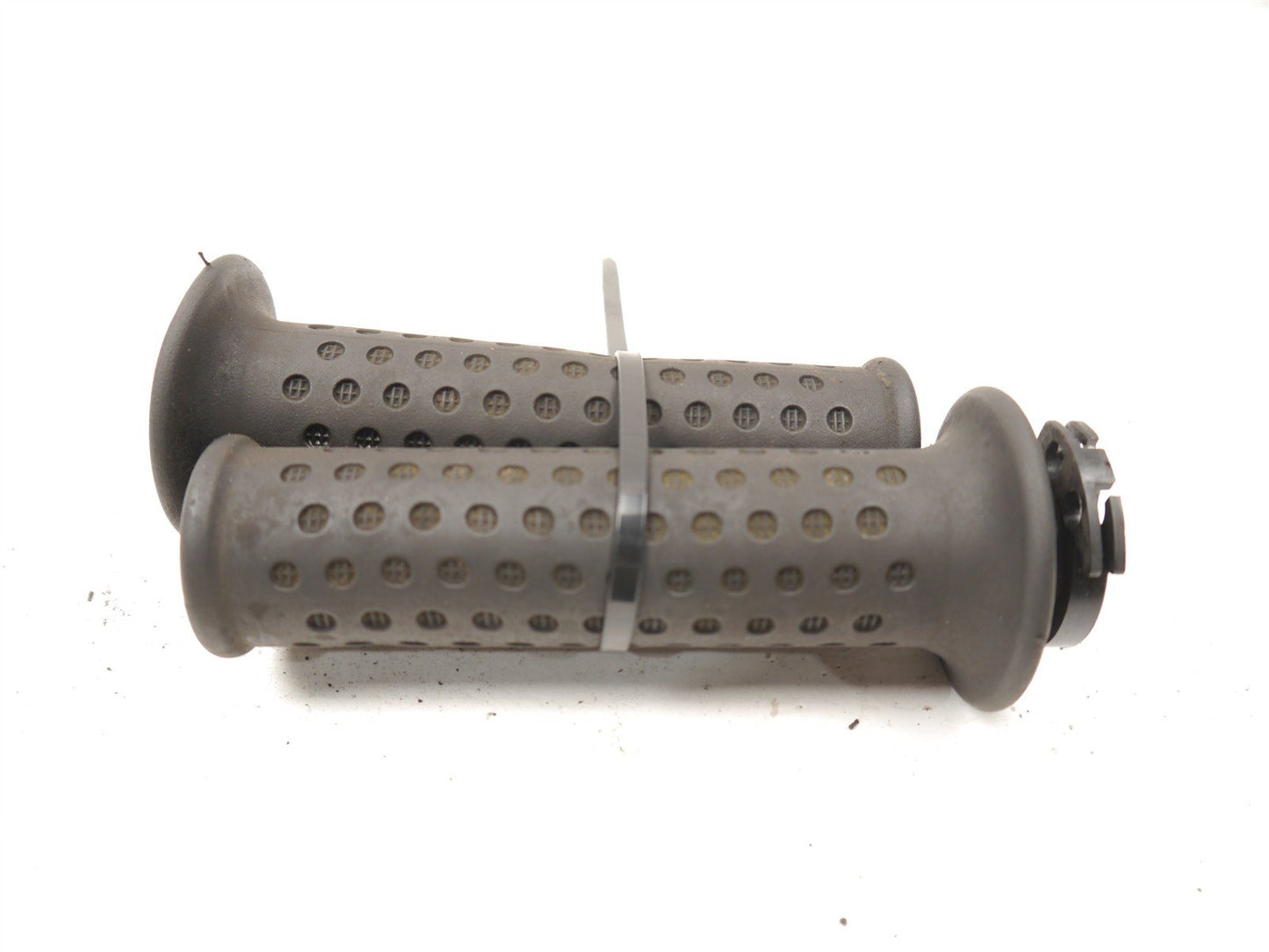 PIAGGIO MP3 400 2006-2012 THROTTLE TUBE & GRIPS