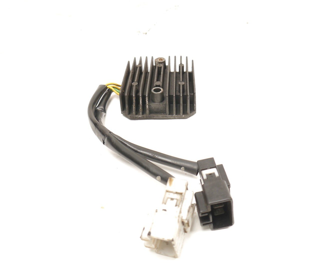 HONDA FES 125 S-WING 2007-2015 VOLTAGE REGULATOR RECTIFIER