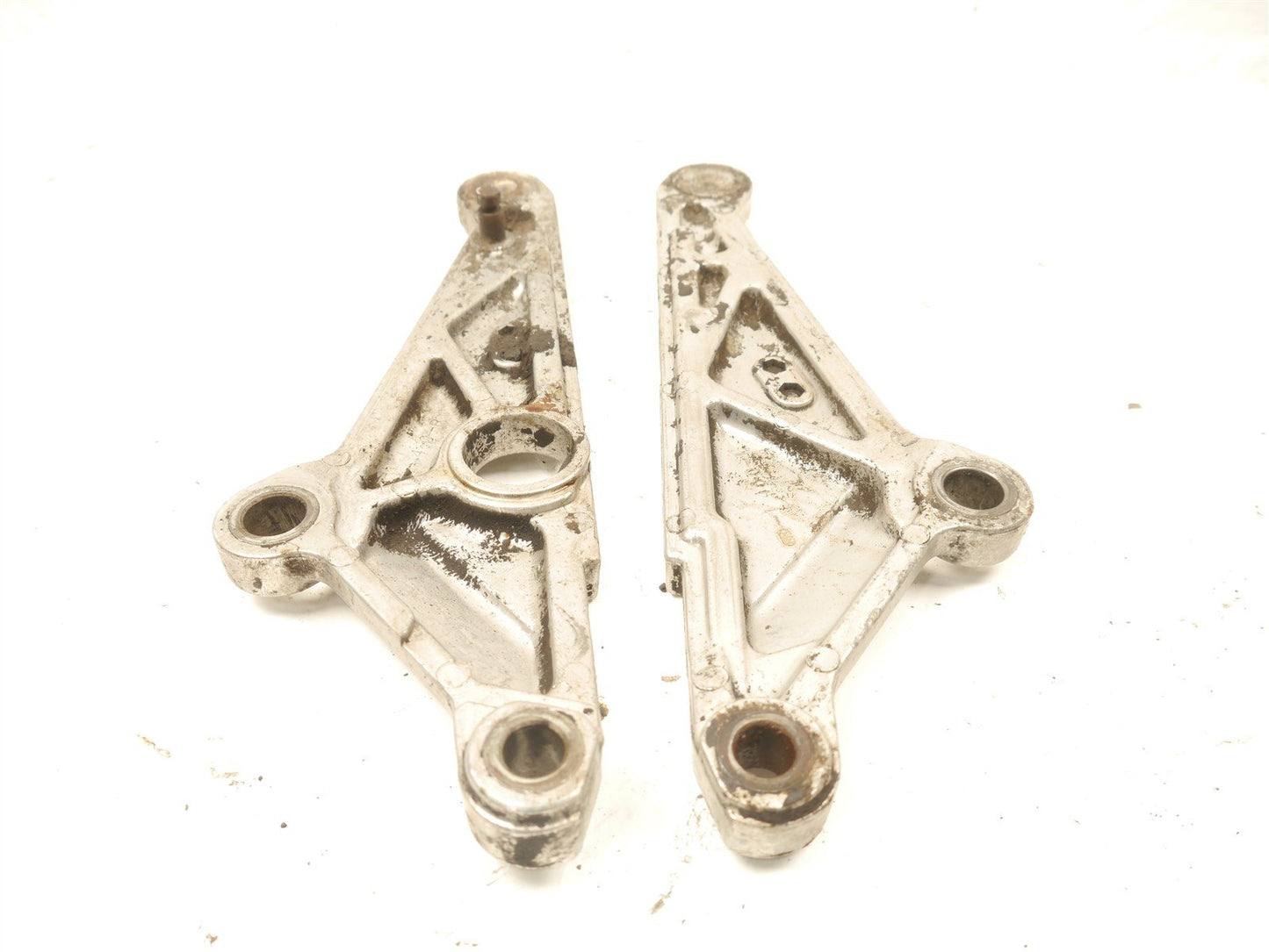 HONDA CB650 SC NIGHTHAWK 1982 REAR FOOTREST HANGERS