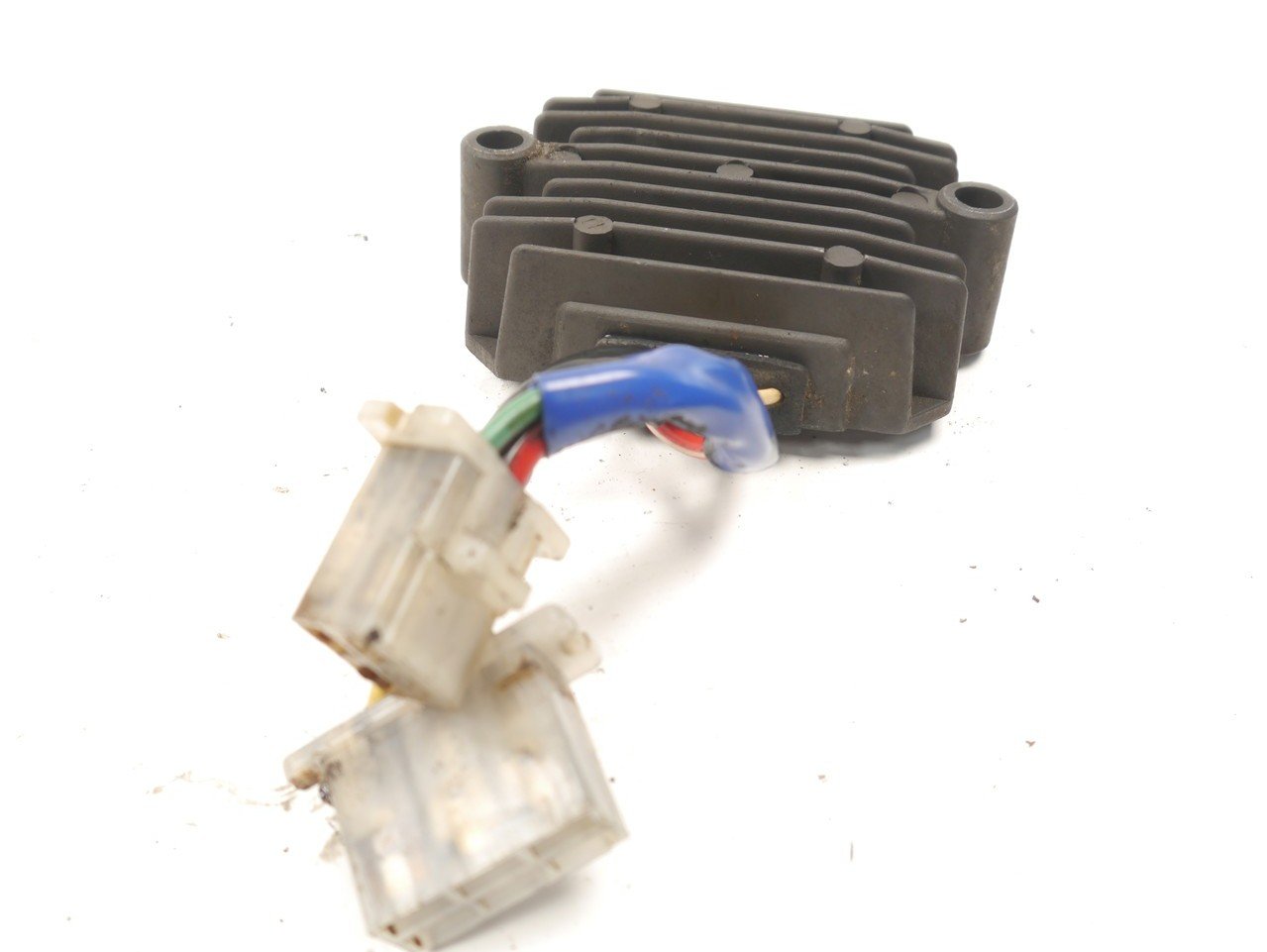 HONDA CB650 SC NIGHTHAWK 1982 VOLTAGE REGULATOR RECTIFIER OEM
