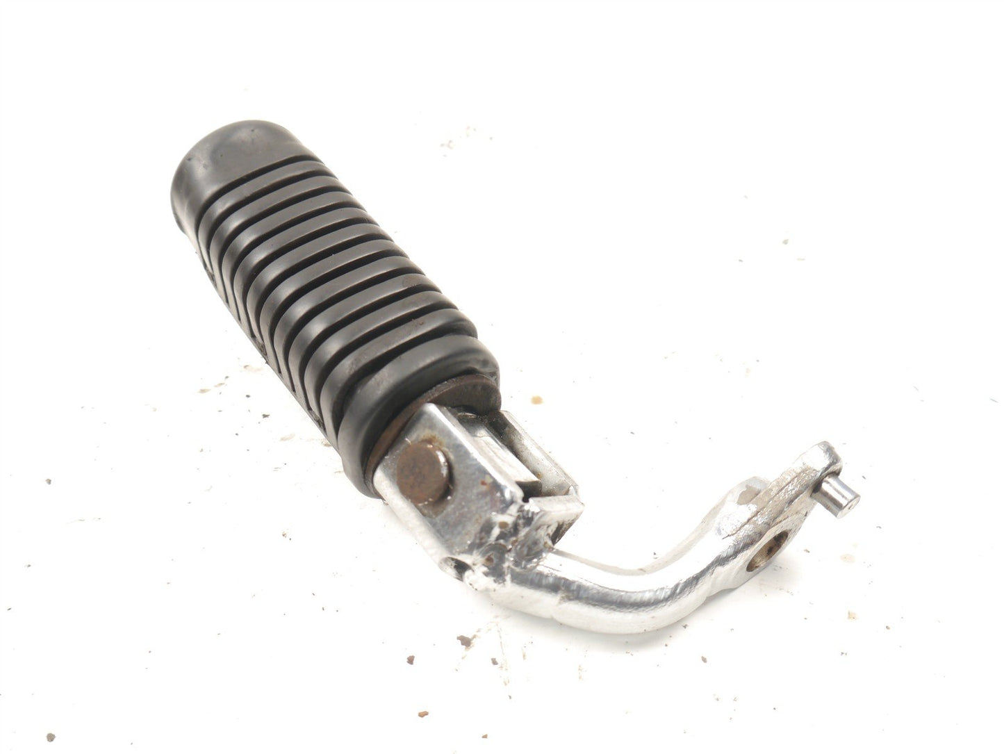 HONDA CB650 SC NIGHTHAWK 1982 FRONT RIGHT FOOTREST & PEG HANGER