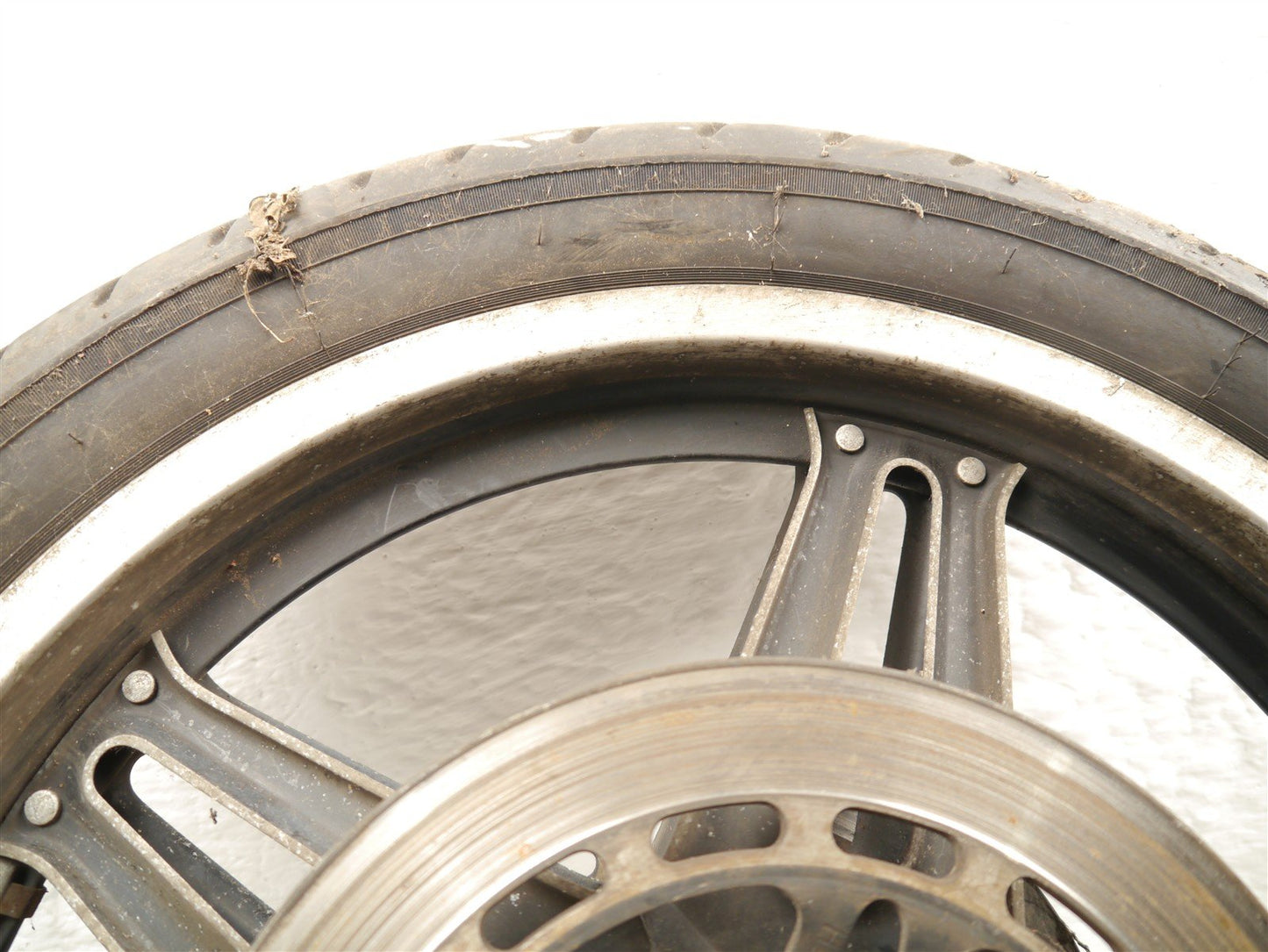 HONDA CB650 SC NIGHTHAWK 1982 FRONT WHEEL