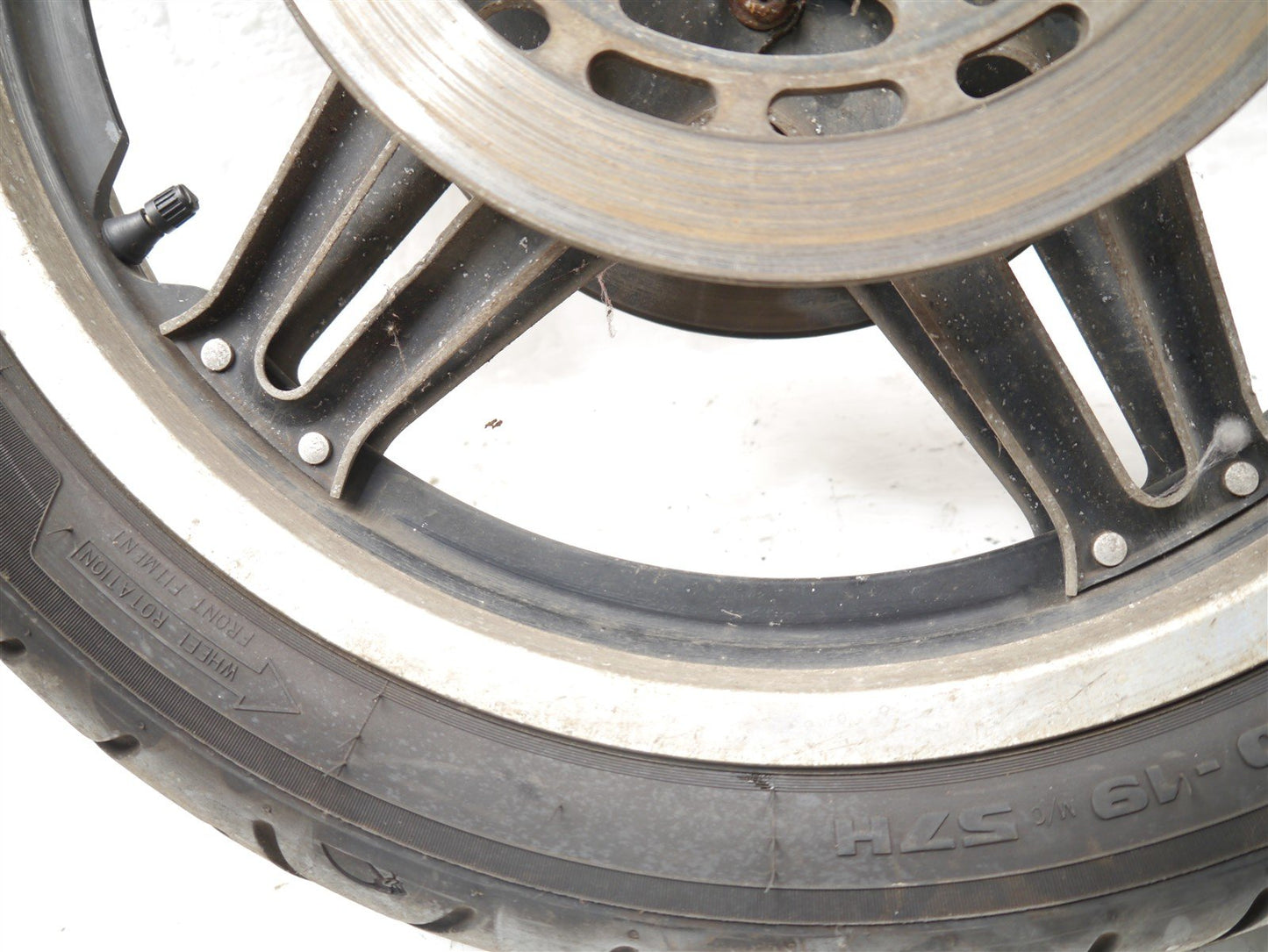 HONDA CB650 SC NIGHTHAWK 1982 FRONT WHEEL