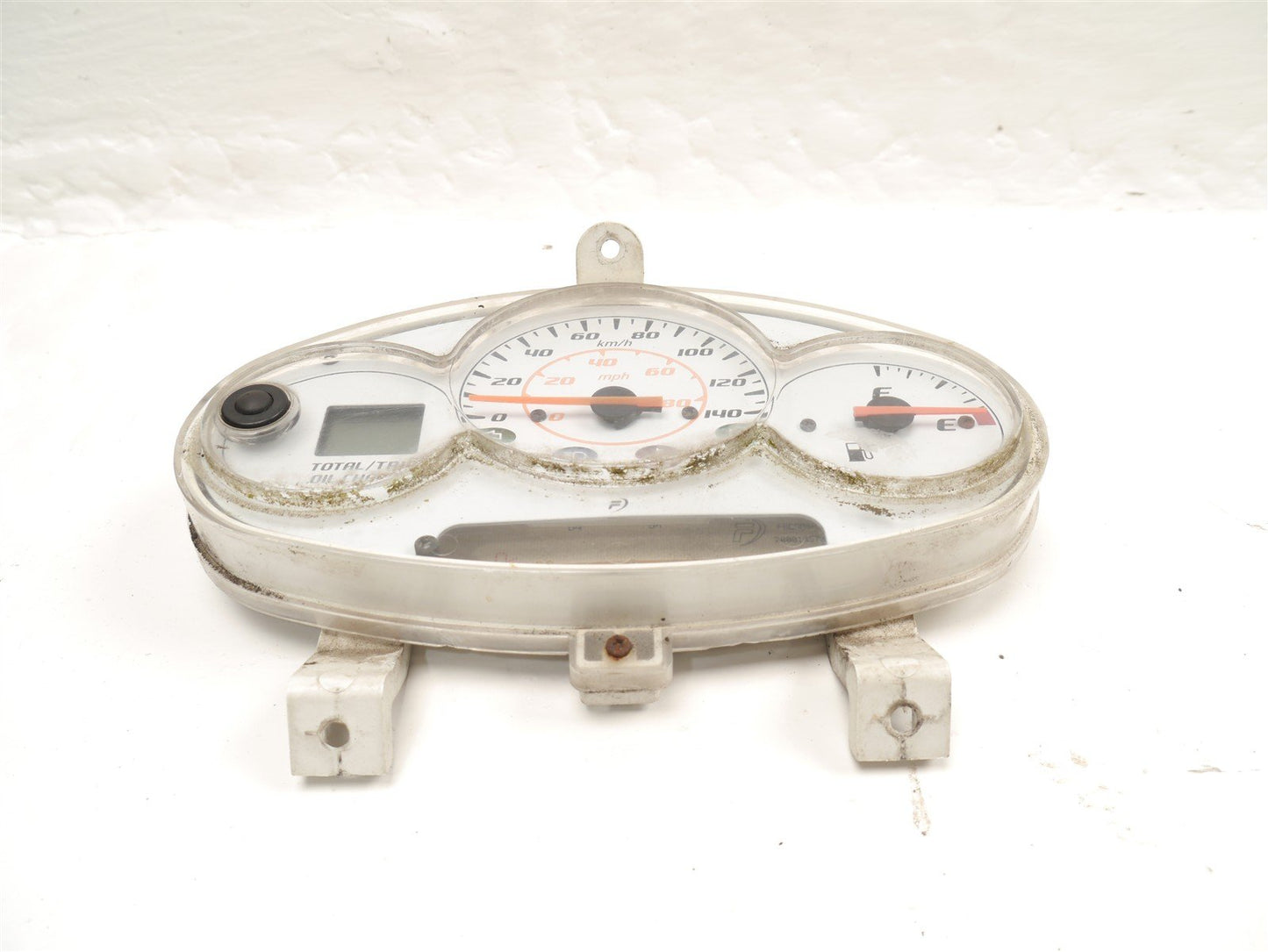 HONDA SES 125 DYLAN 2002-2006 CLOCKS SPEEDOMETER 21K