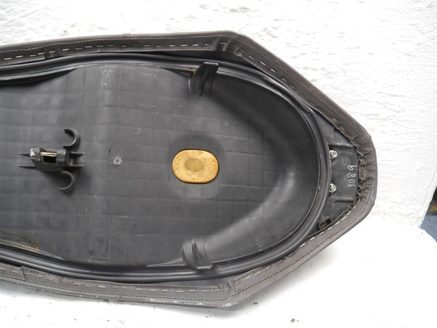 HONDA SES 125 DYLAN 2002-2006 SEAT (RIPPED)
