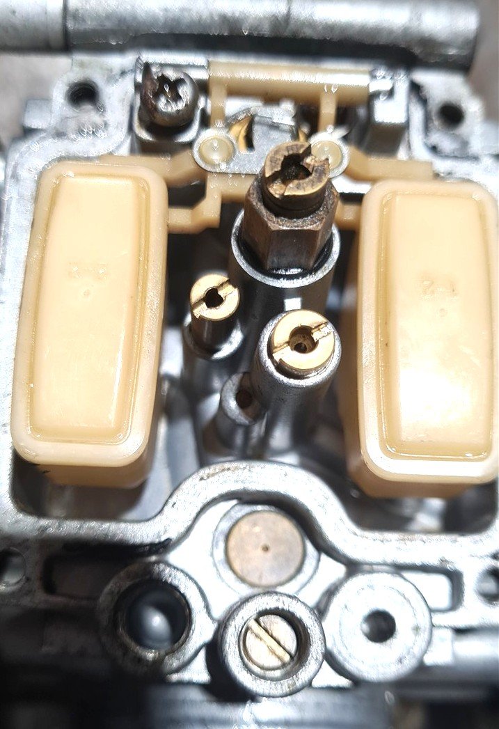 SUZUKI GSX600 FX 1999-2003 CARBURETTORS (FOR REBUILD)