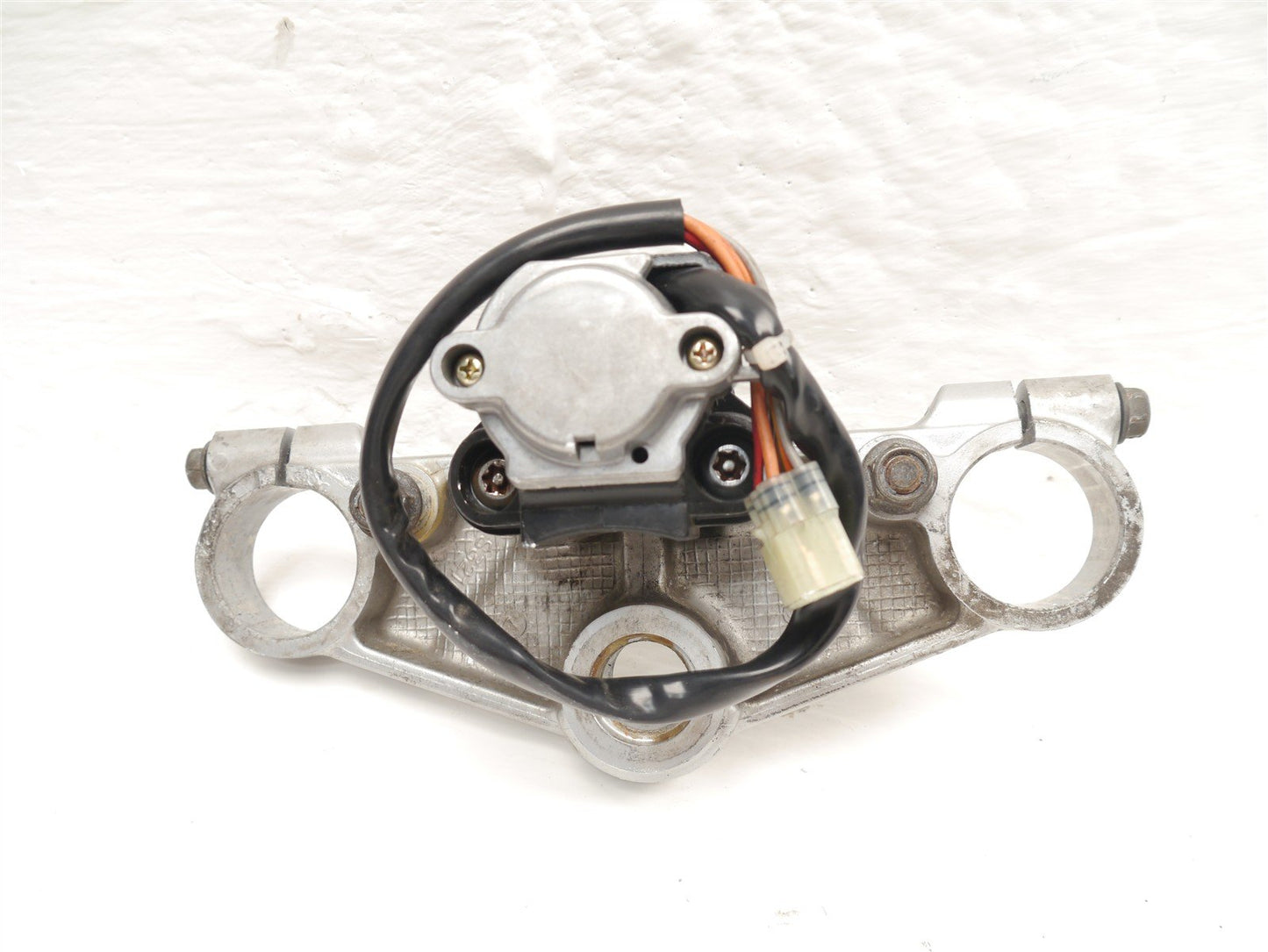 SUZUKI GSX600 F 1999-2006 TOP FORK YOKE & IGNITION SWITCH