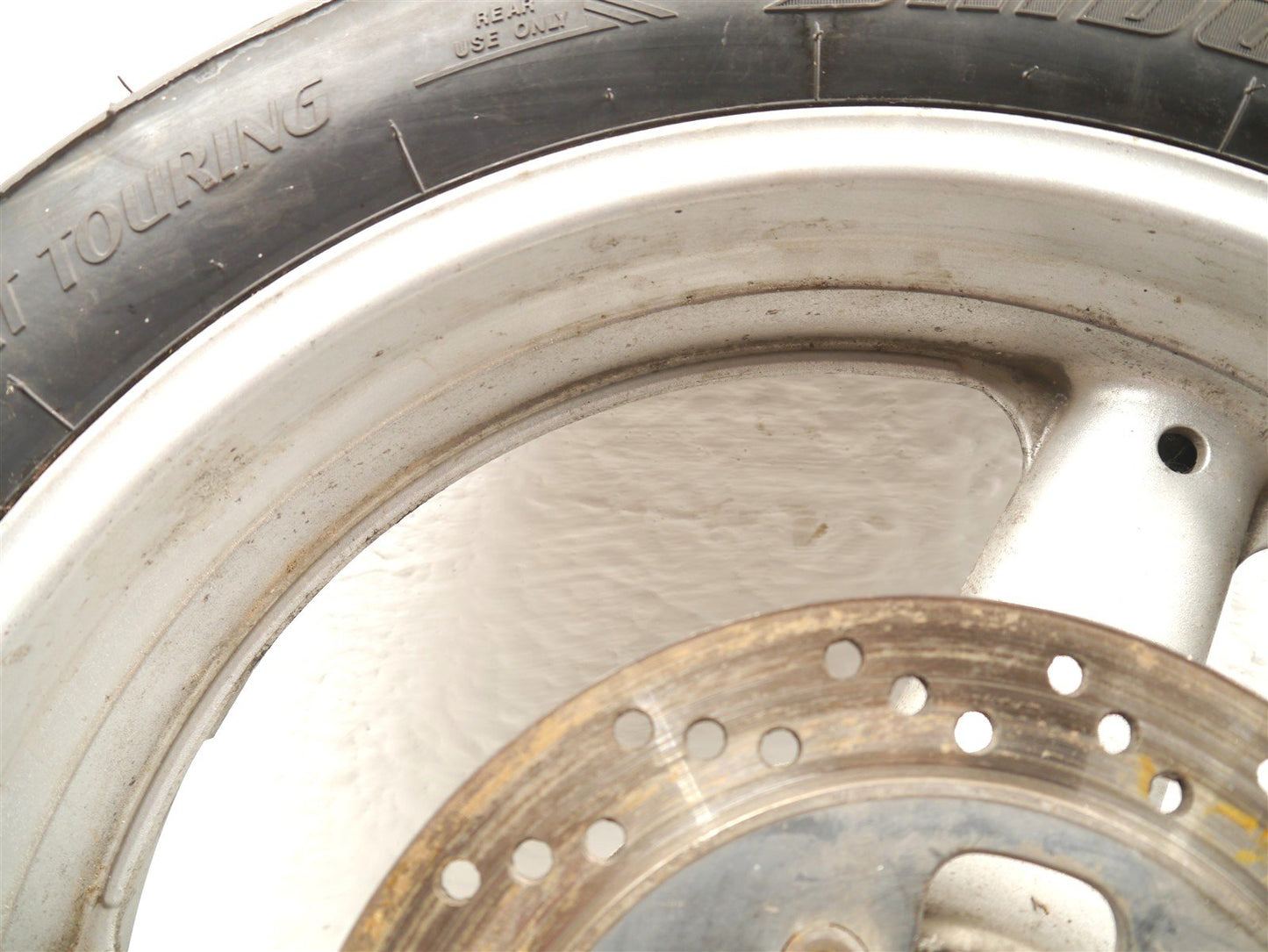 SUZUKI GSX600 F 1999-2006 REAR WHEEL & TIRE