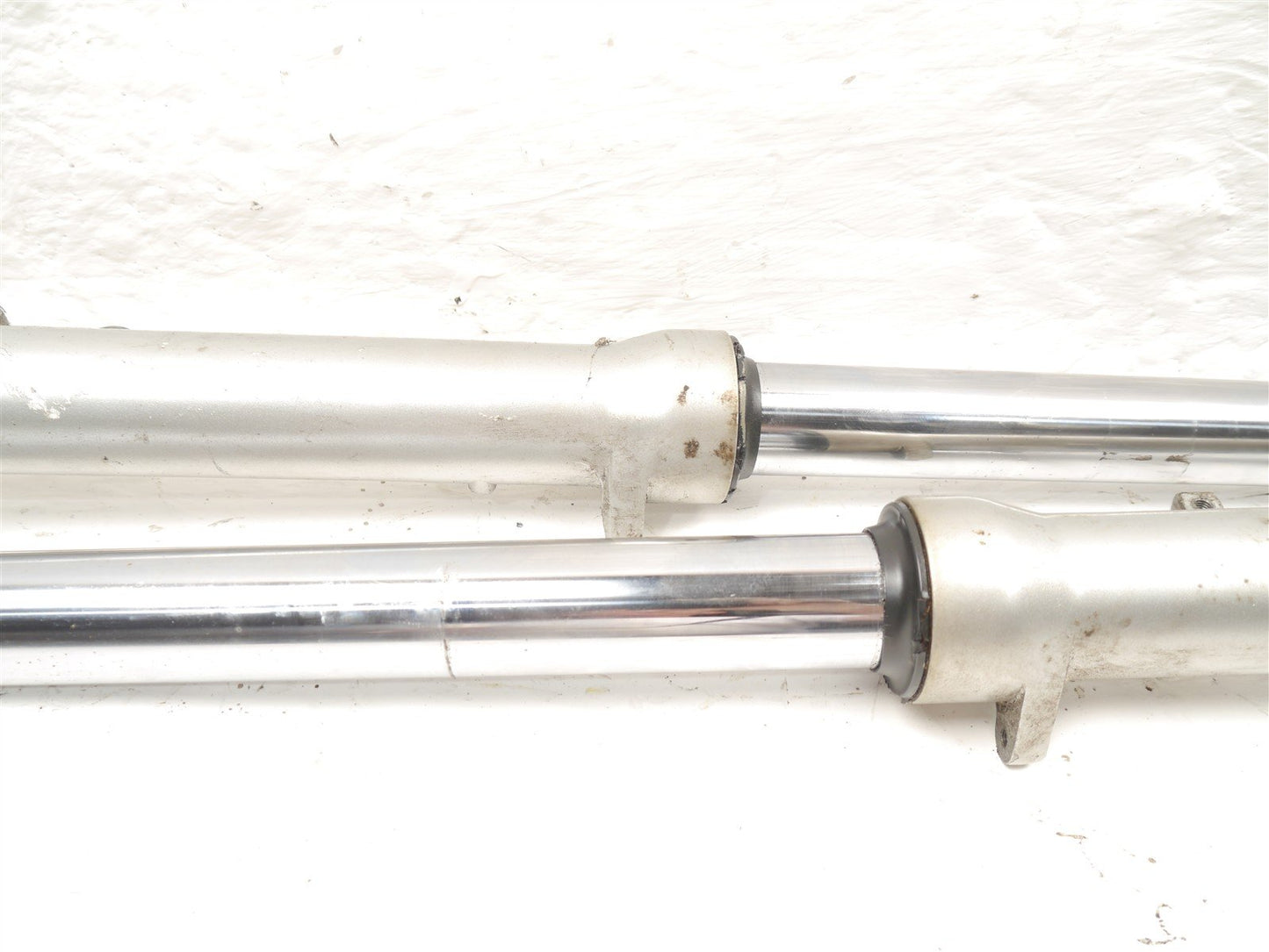 SUZUKI GSX600 F 1999-2006 FROBNT FORKS SUSPENSION (FOR REPAIR)