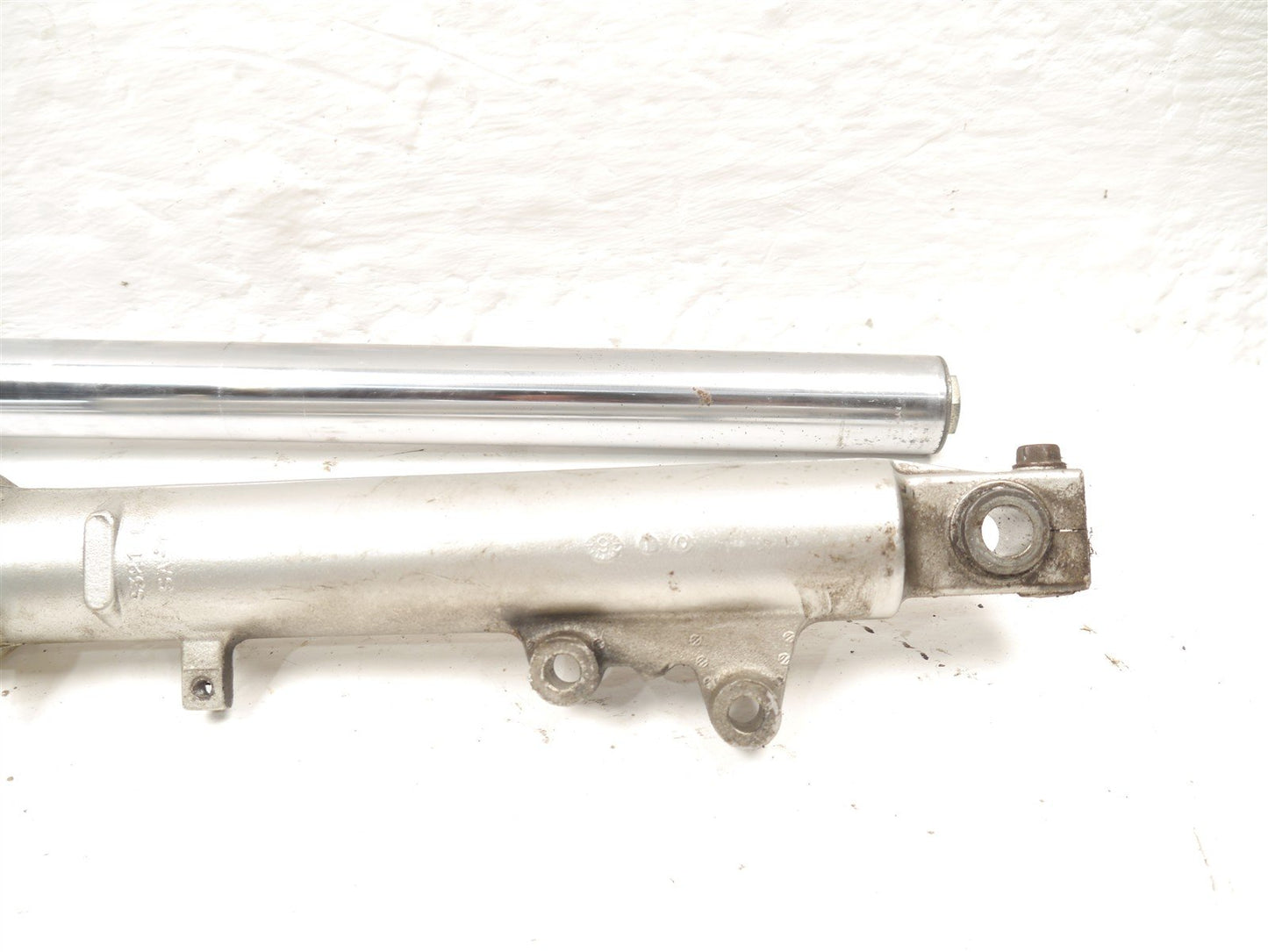 SUZUKI GSX600 F 1999-2006 FROBNT FORKS SUSPENSION (FOR REPAIR)