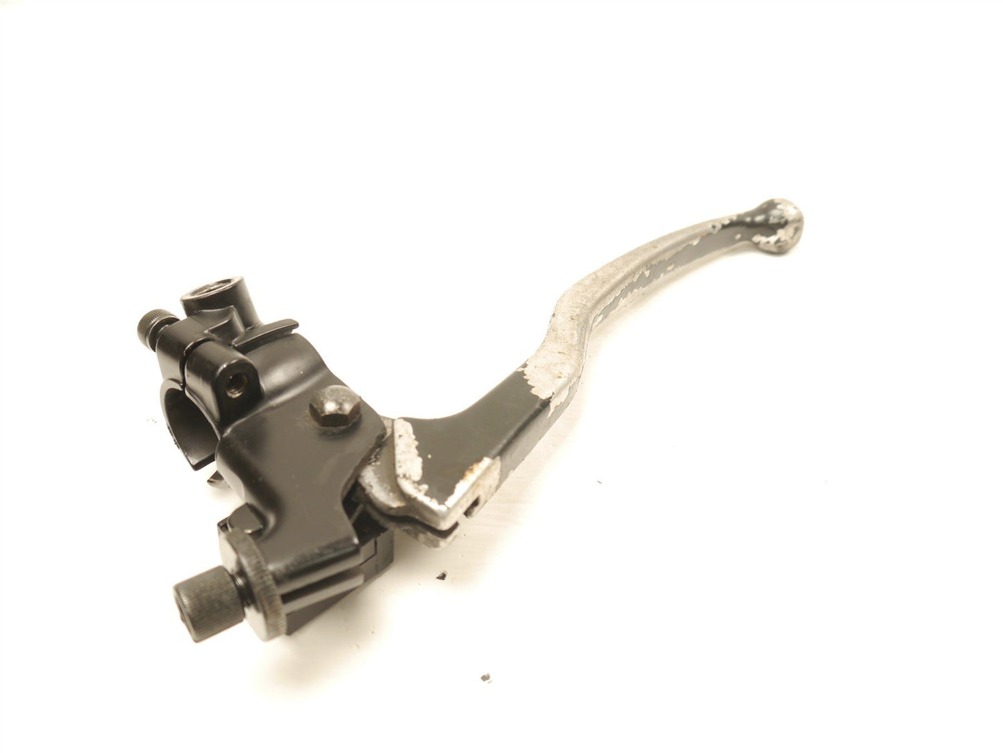 YAMAHA XSR125 2021-2026 CLUTCH MOUNT AND LEVER