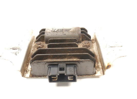YAMAHA XSR125 2021-2026 VOLTAGE RECTIFIER & MOUNT