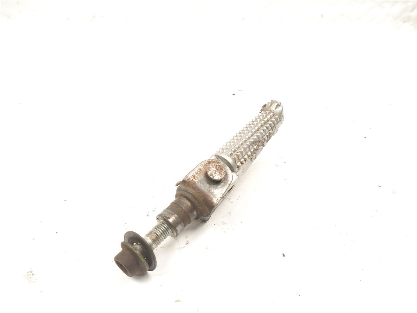 YAMAHA XSR125 2021-2026 FRONT LEFT FOOTREST