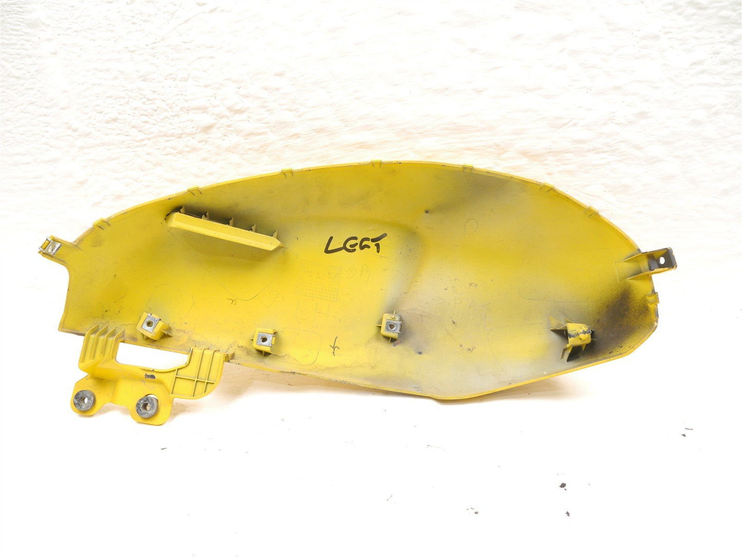 YAMAHA XSR125 2021-2026 LEFT FUEL TANK FAIRING