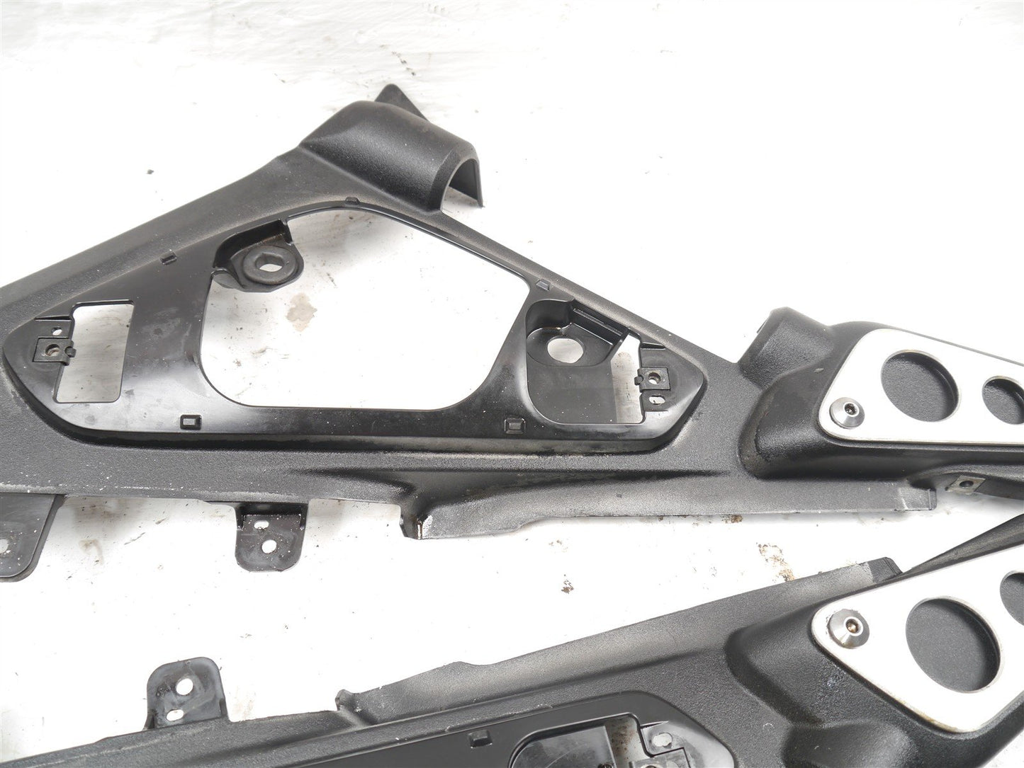 YAMAHA XSR125 2021-2026 SIDE PANELS