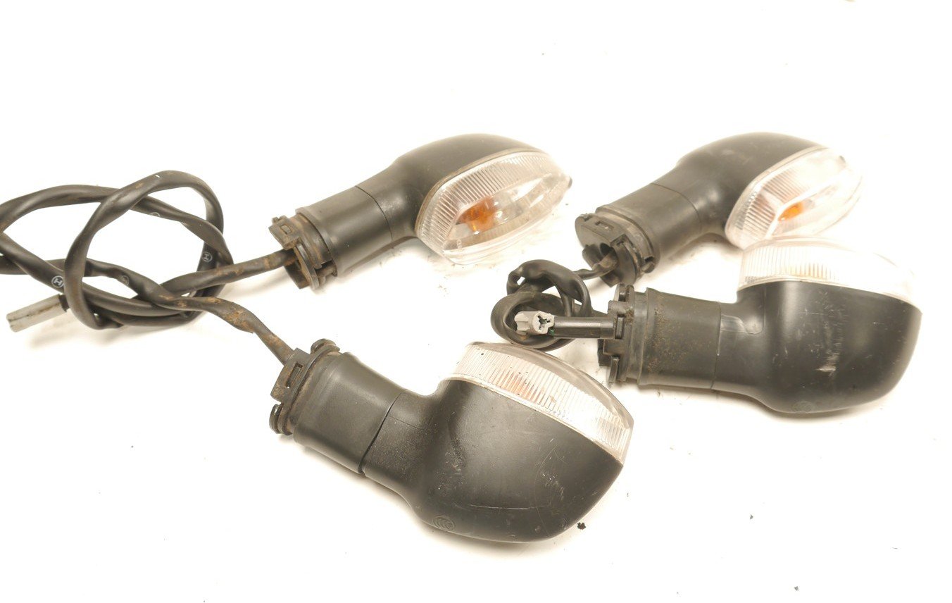YAMAHA XSR125 2021-2026 INDICATORS X 4