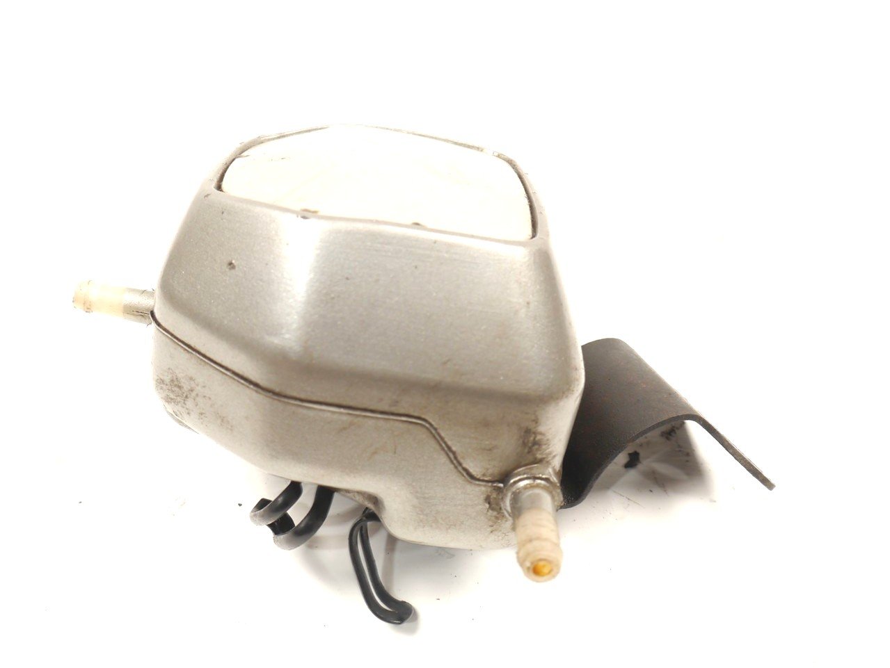 SUZUKI VX800 VACUUM RESERVOIR TANK
