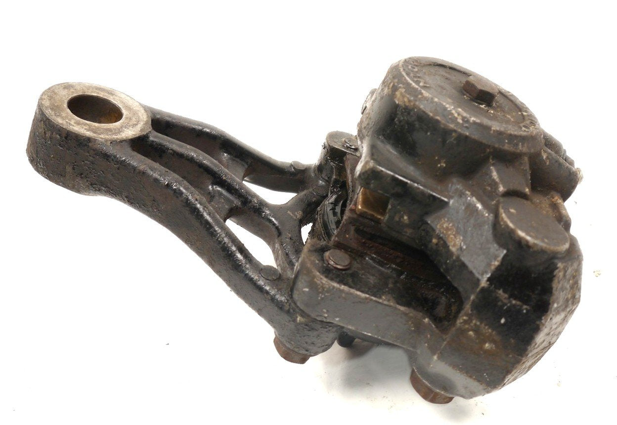 SUZUKI VX800 REAR BRAKE CALIPER