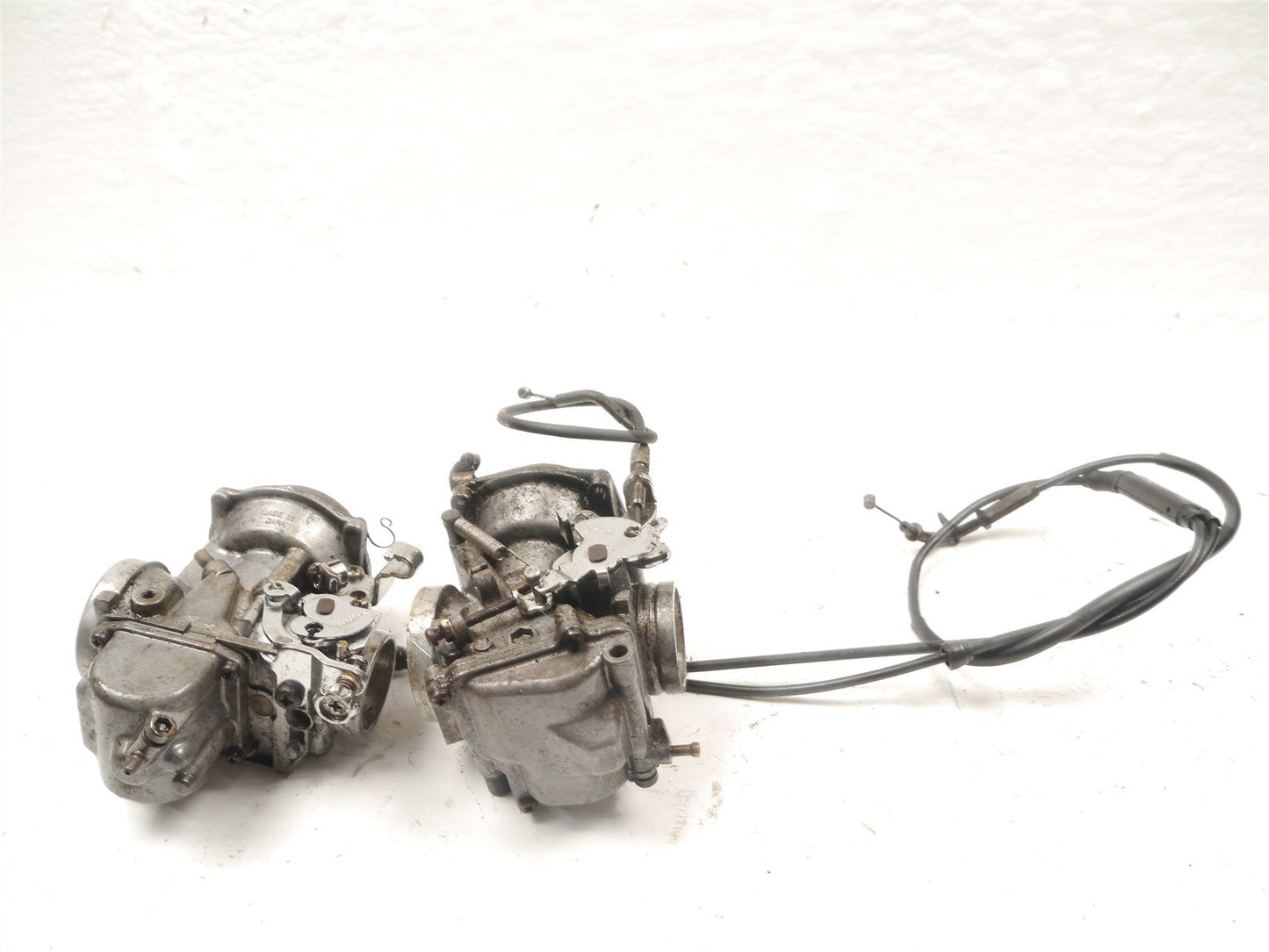 SUZUKI VX800 CARBURETTORS