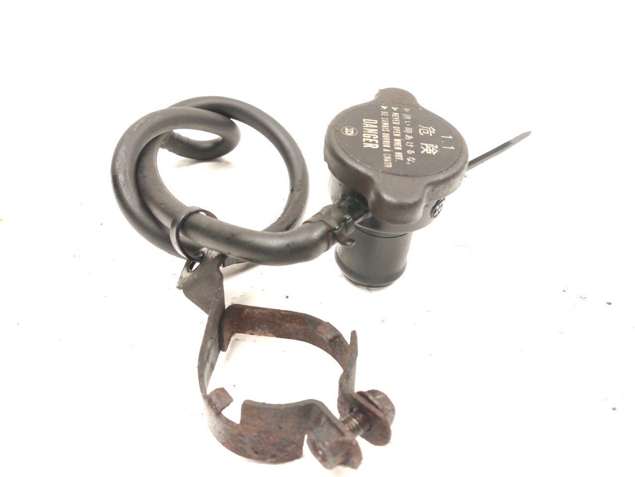 SUZUKI VX800 RADIATOR CAP NECK & MOUNT
