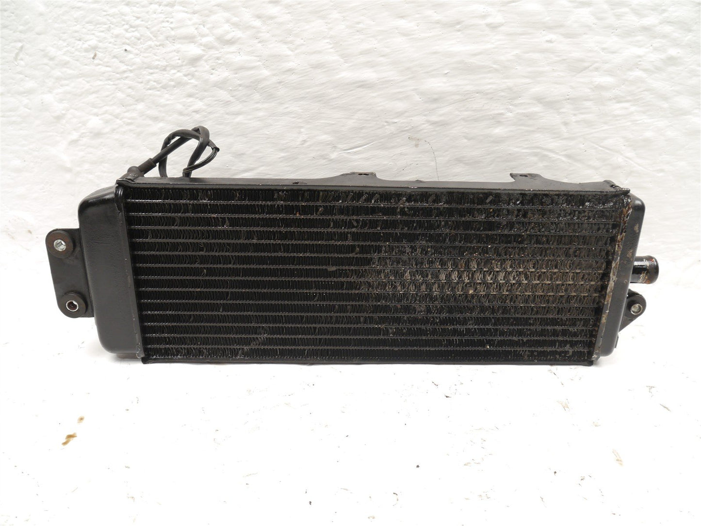 SUZUKI VX800 RADIATOR