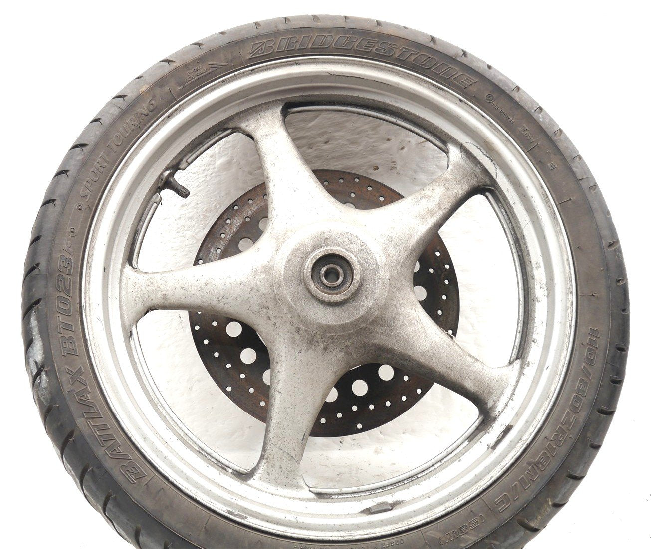 SUZUKI VX800 FRONT WHEEL & TIRE
