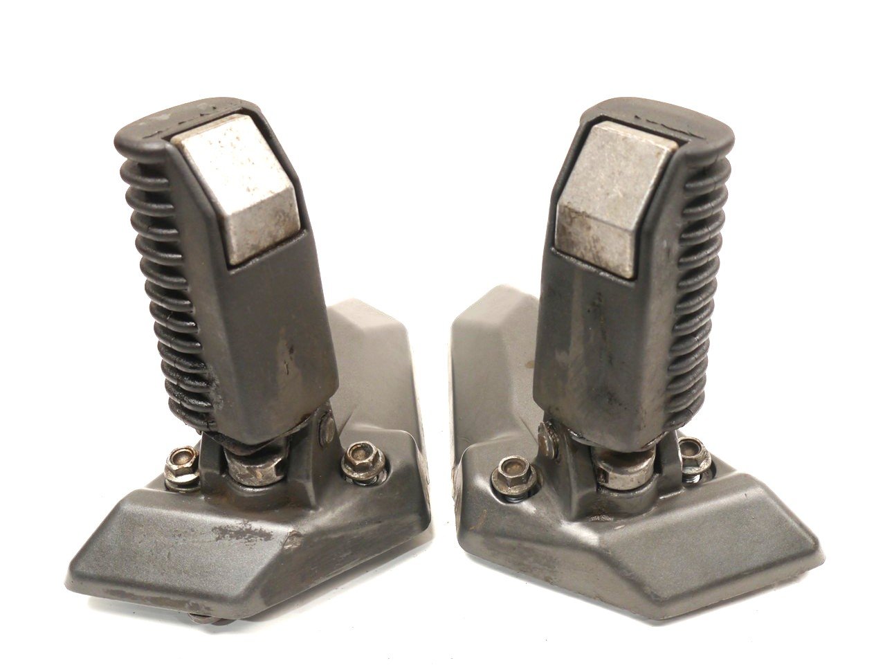 APRILIA CAPONORD ETV 1000 2001-2004 REAR FOOTREST HANGERS & PEGS
