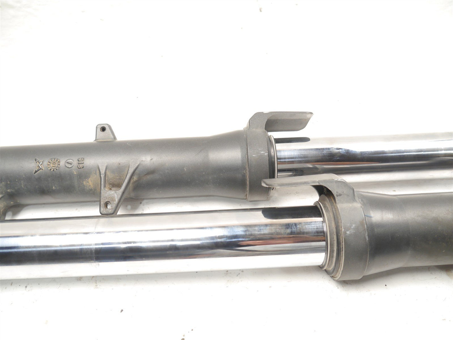 APRILIA CAPONORD ETV 1000 2001-2004 FRONT FORKS SUSPENSION 26K