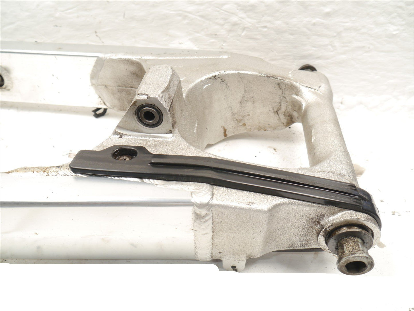 APRILIA CAPONORD ETV 1000 2001-2004 SWINGARM
