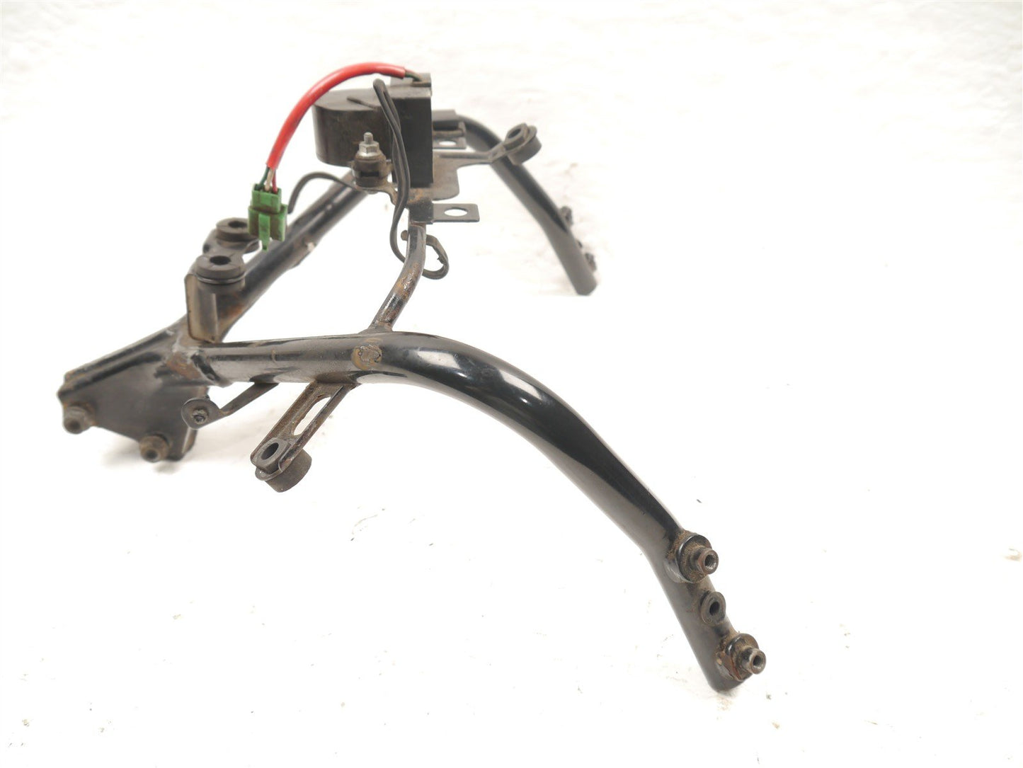 HONDA VFR800 1998-2001 FRONT FAIRING MOUNT