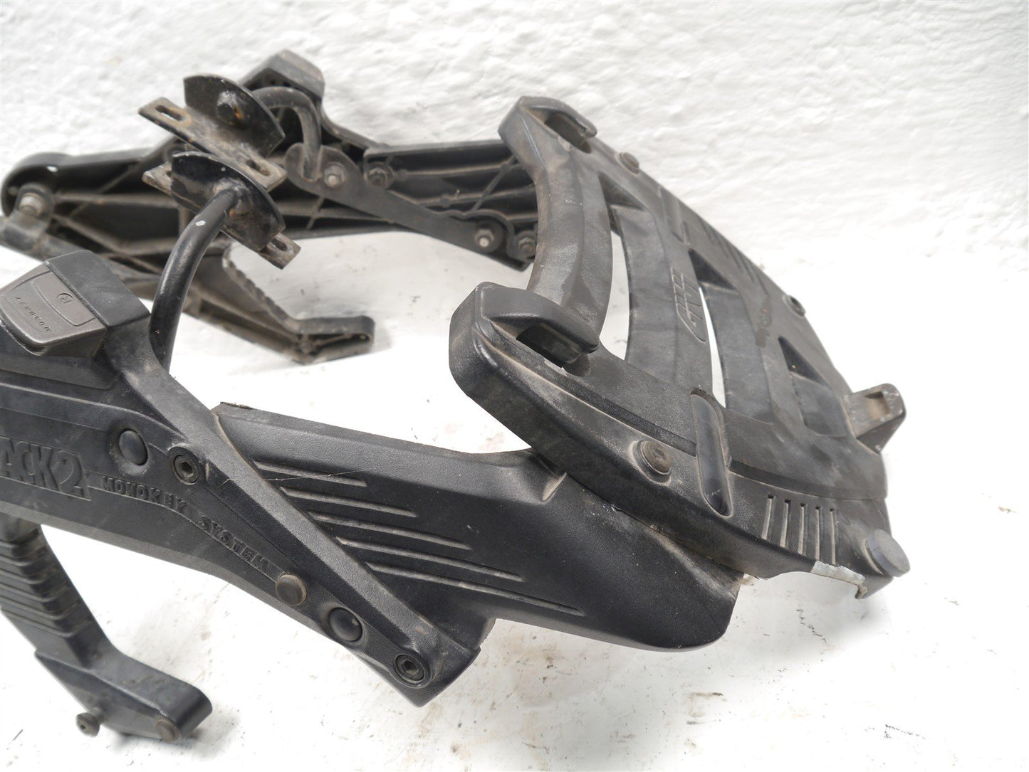 HONDA VFR800 1998-2001 GIVI MONOKEY WINGRACK 2 LUGGAGE RACK