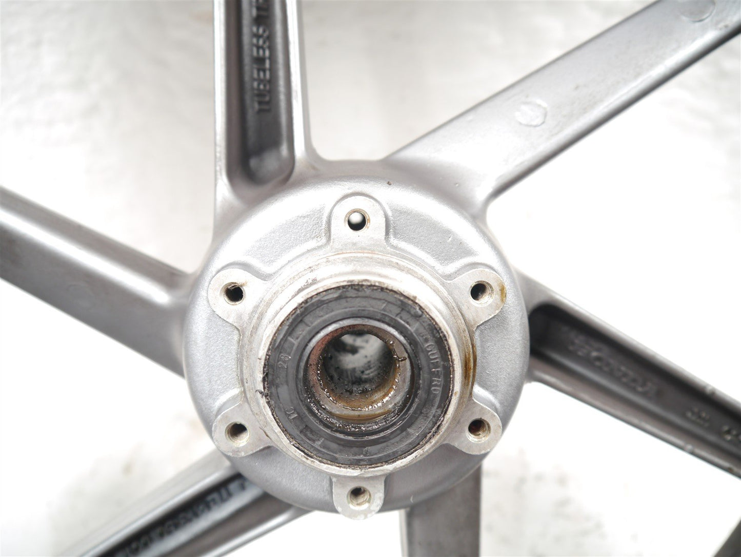HONDA VFR800 1998-2001 FRONT WHEEL