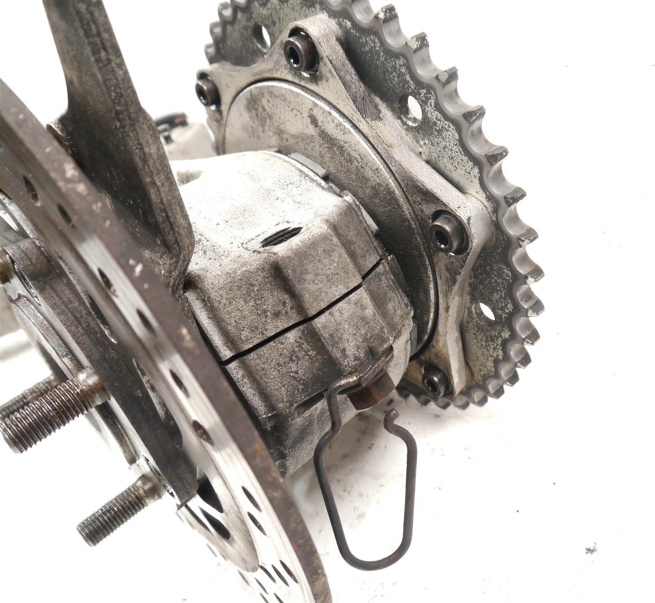HONDA VFR800 1998-2001 SWINGARM HUB ASSEMBLY