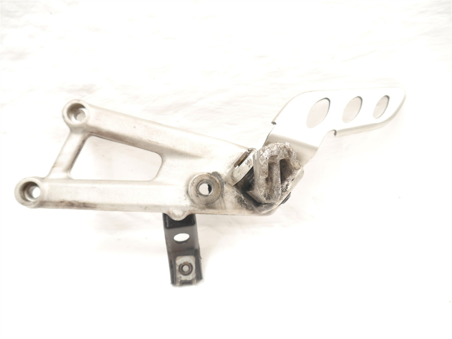 APRILIA RS125 GP REPLICA 2021-2024 FRONT LEFT FOOTREST HANGER