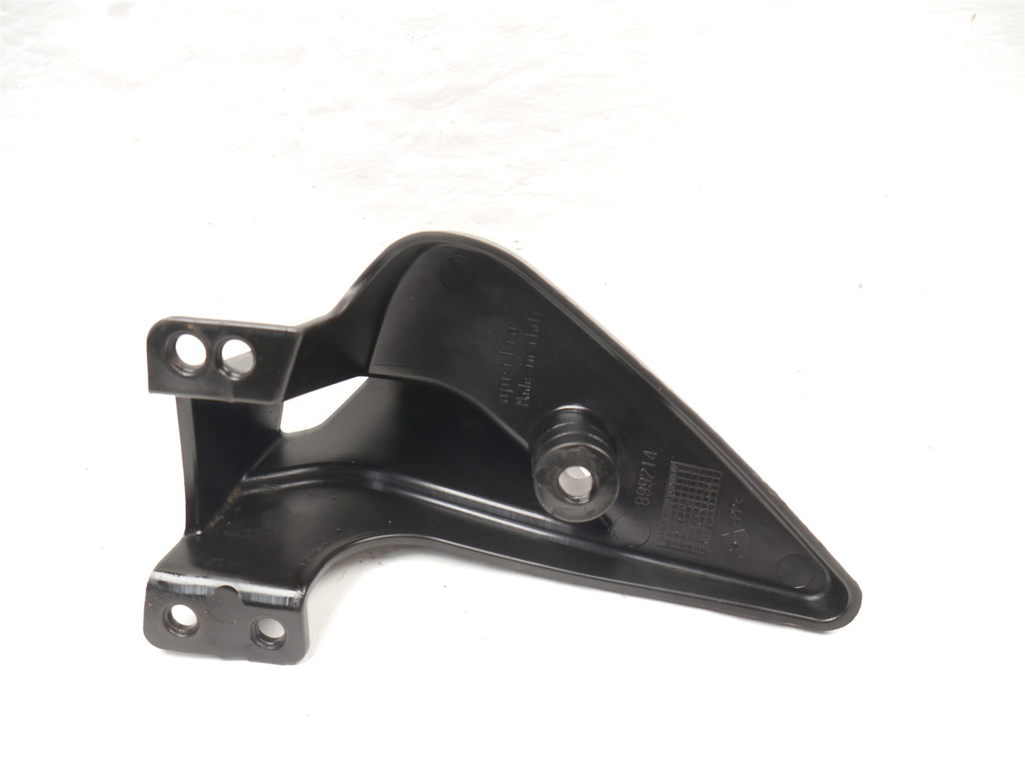 APRILIA RS125 GP REPLICA 2021-2024 FRONT RIGHT FAIRING MOUNT
