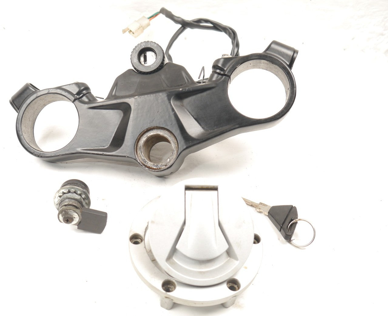 APRILIA RS125 GP REPLICA 2021-2024 LOCK SET & TOP FORK YOKE