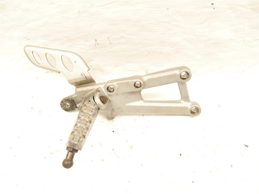 APRILIA RS125 GP REPLICA 2021-2024 FRONT RIGHT FOOTREST HANGER & PEG