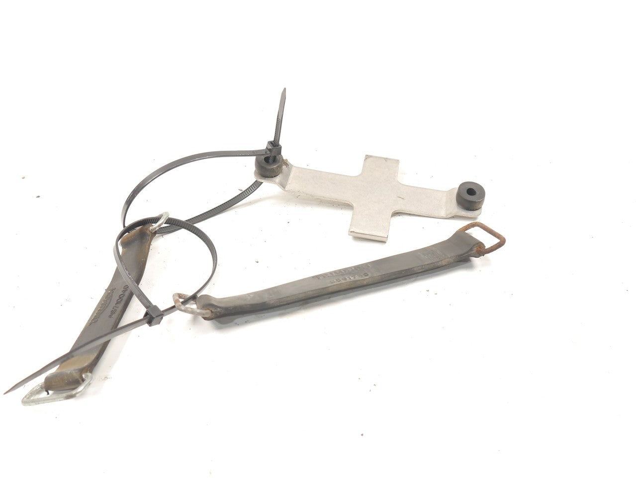 TRIUMPH BONNEVILLE 865 2008-2015 BATTERY CLAMP AND STRAPS OEM