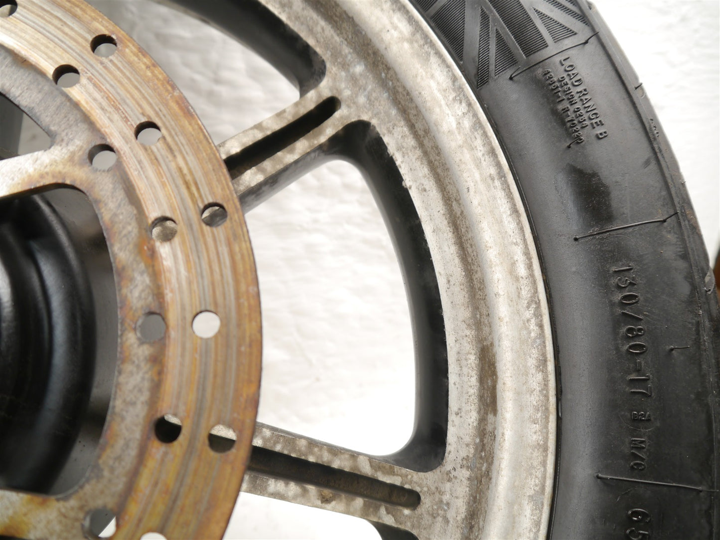 TRIUMPH BONNEVILLE 865 2008-2015 REAR WHEEL